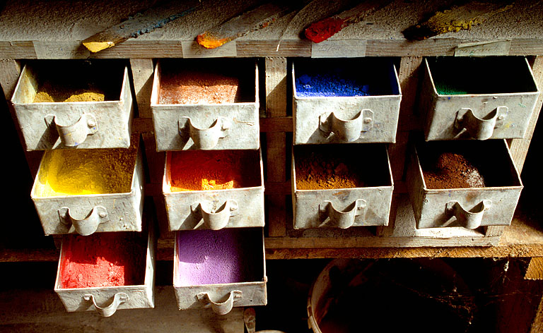 Colorants destinés au masticage.