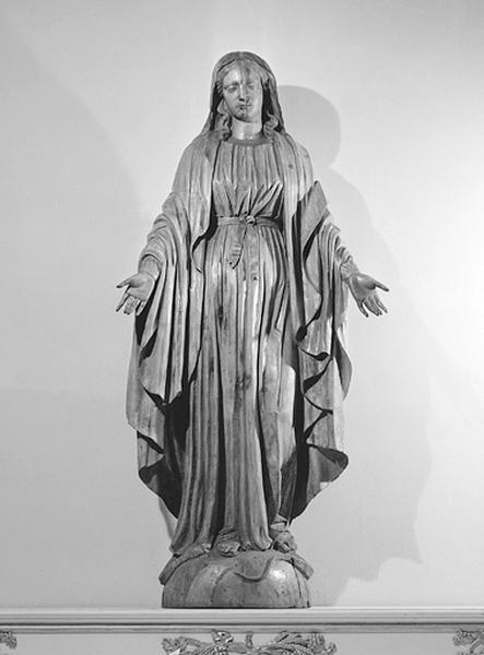 Statue : Vierge de l'Immaculée Conception