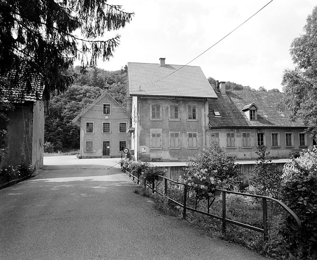 Vue d'ensemble depuis l'entrée.