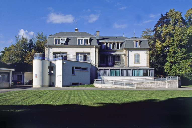 Façade postérieure du logement patronal.