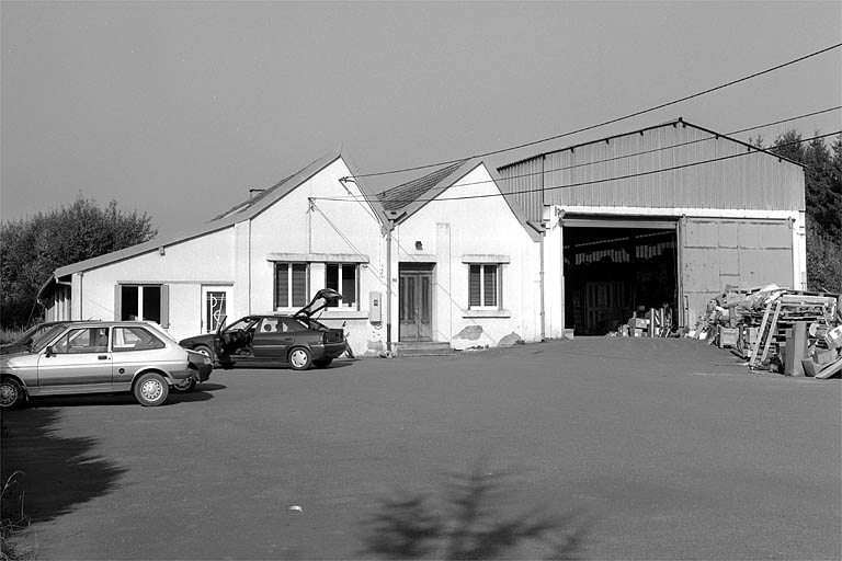 Vue d'ensemble depuis l'est.