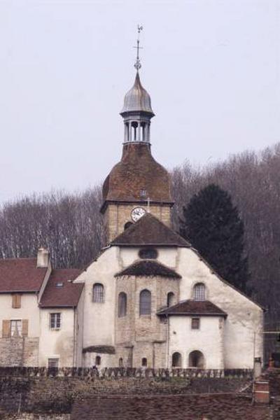 Vue générale du chevet de l'église.