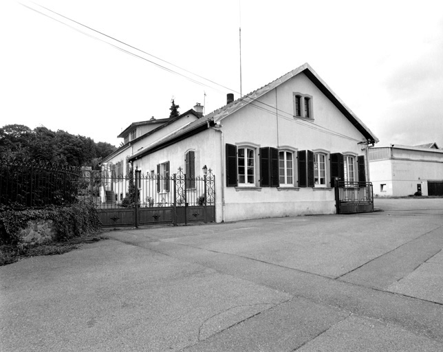 Les bureaux depuis l'entrée.