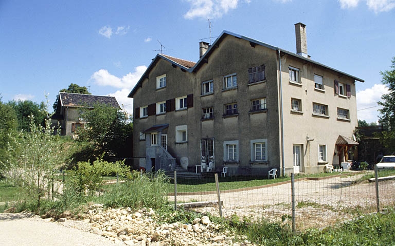 Façade postérieure de la chaufferie et salle des machines.