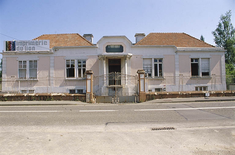 Façade antérieure.