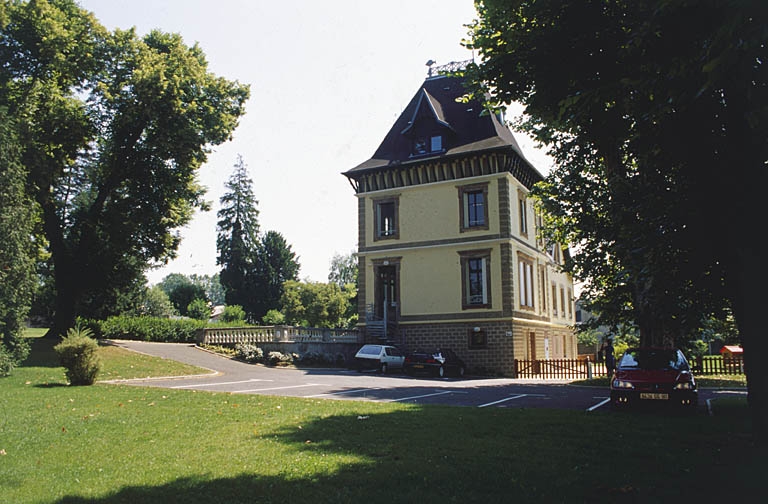 Le chalet Vermot depuis l'ouest.