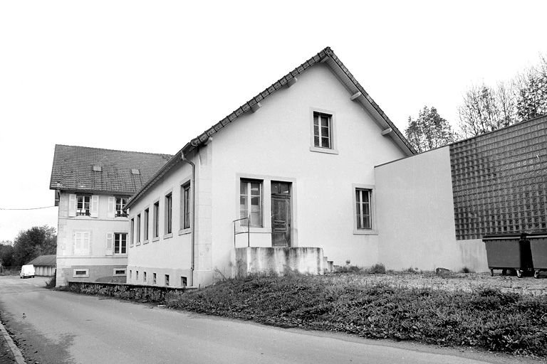 Bureaux (?).