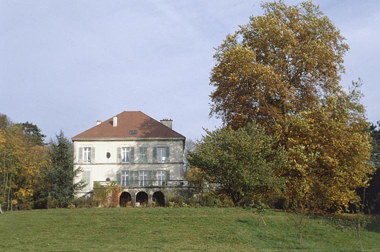 Vue d'ensemble depuis l'ouest.