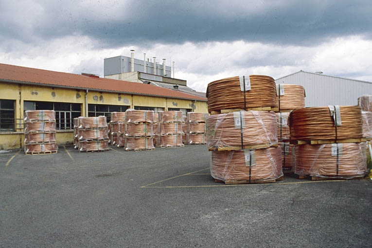 Aire des matières premières (bobines de cuivre).