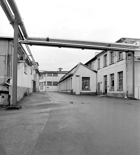 Atelier de fabrication (amiantes, ambérites).