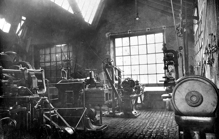 L'atelier de fabrication depuis le sud-ouest.