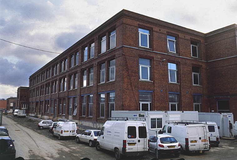 Atelier de filature : façade est.
