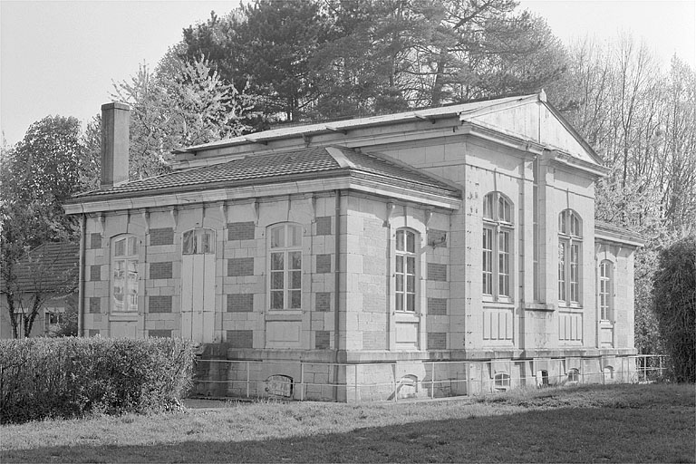 Partie nord : vue d'ensemble du pavillon de la méridienne.