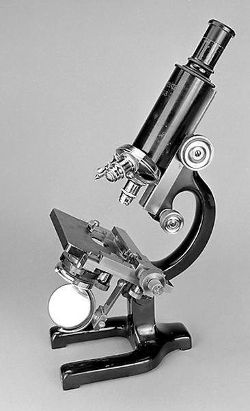 Deuxième microscope.