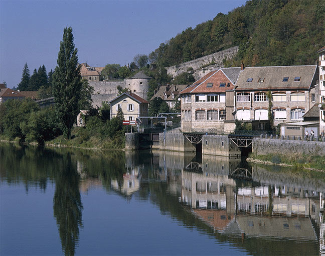 Vue d'ensemble, depuis l'aval.