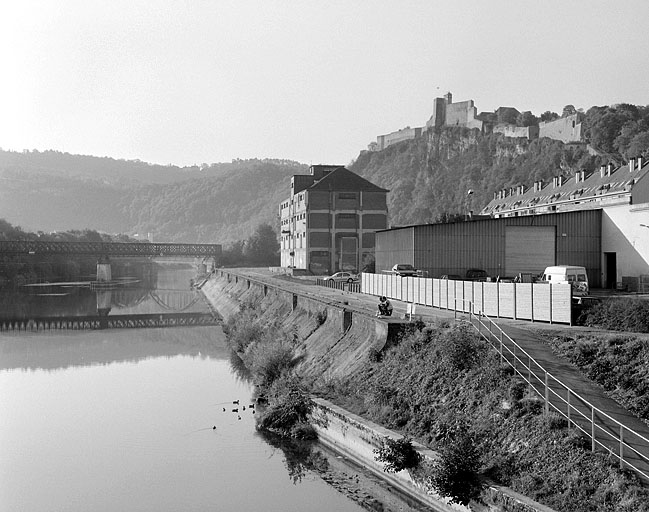 Vue d'ensemble depuis l'aval.