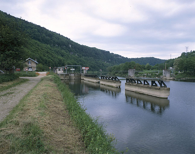 Vue d'ensemble depuis l'amont.