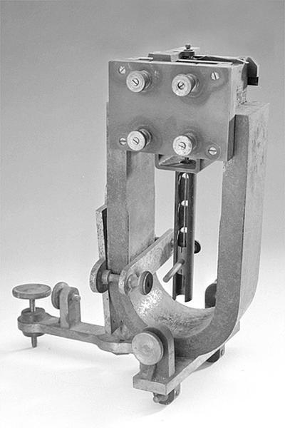 Instrument de mesure de forces électromotrices et d'enregistrement dit magnéto-oscillographe Abraham