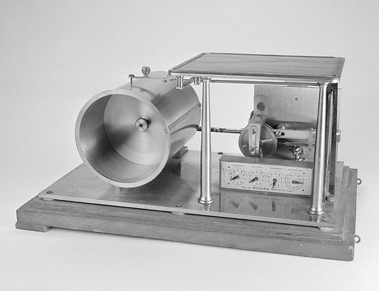 Instrument de calcul mécanique (planimètre Jules Richard)