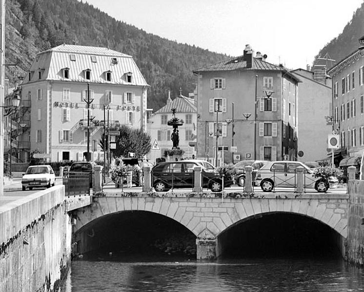 Le débouché de la Bienne, côté nord.