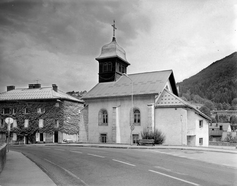 Façade latérale droite.