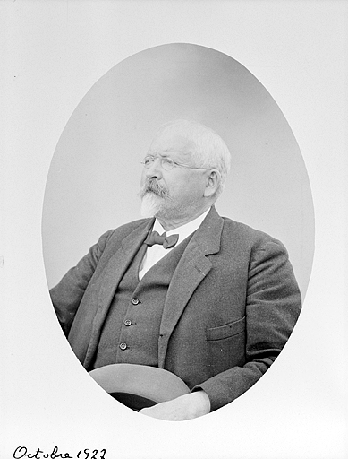 A. Lebeuf (1859-1929), 1927.