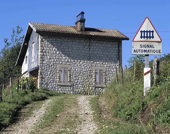 Façades postérieure et latérale gauche.