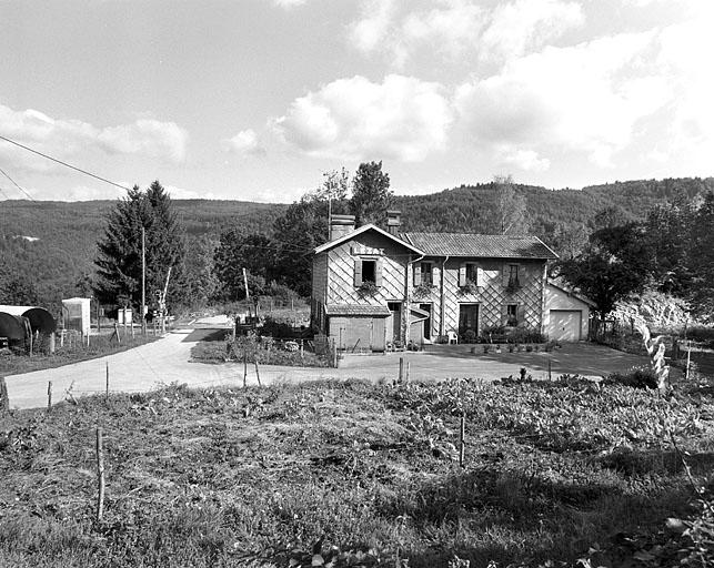 Vue d'ensemble, depuis le nord-ouest.