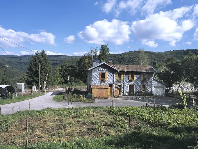 Vue d'ensemble, depuis le nord-ouest.