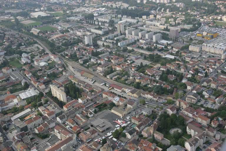 Vue aérienne du site, depuis le nord-est.