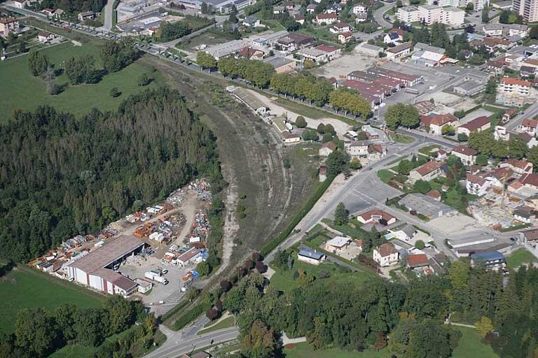 Vue aérienne du site de la gare, depuis le sud-est.