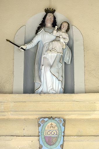 Statue : Vierge à l'Enfant