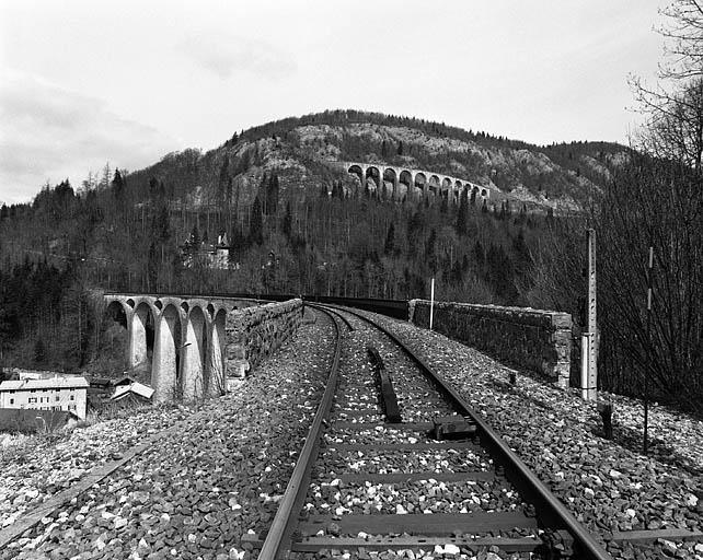 Vue d'ensemble du tablier, côté Andelot-en-Montagne.