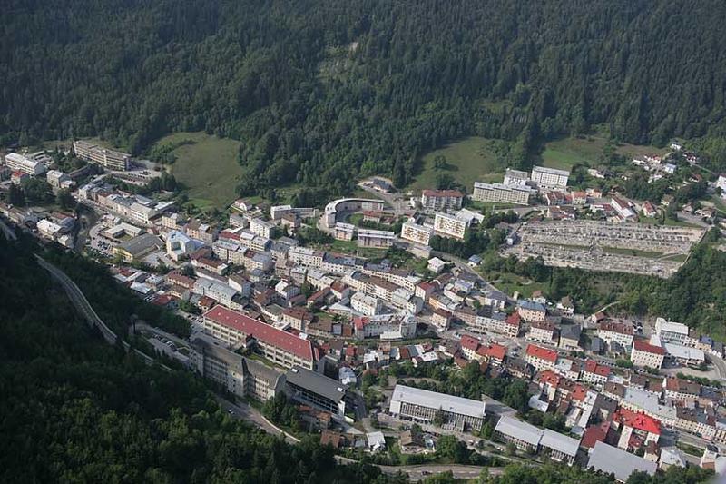 Vue aérienne du haut de Morez, depuis le nord-est.