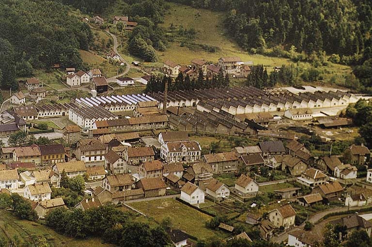 Vue d'ensemble depuis le nord-ouest.