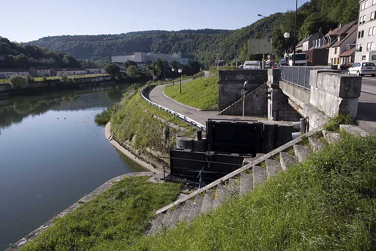 Vue de trois quarts.