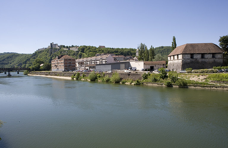 Vue d'ensemble depuis le nord (rive droite en aval).