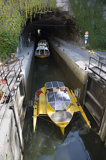 Eclusage : sortie des bateaux.