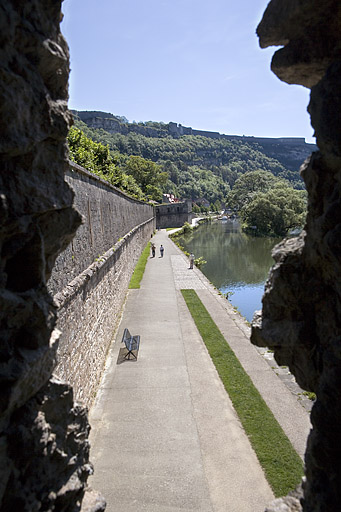 Chemin de halage vu vers l'aval, depuis la guérite double de Chamars.