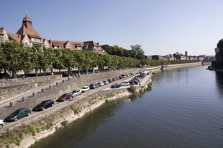 Vue d'ensemble depuis le pont de Canot.