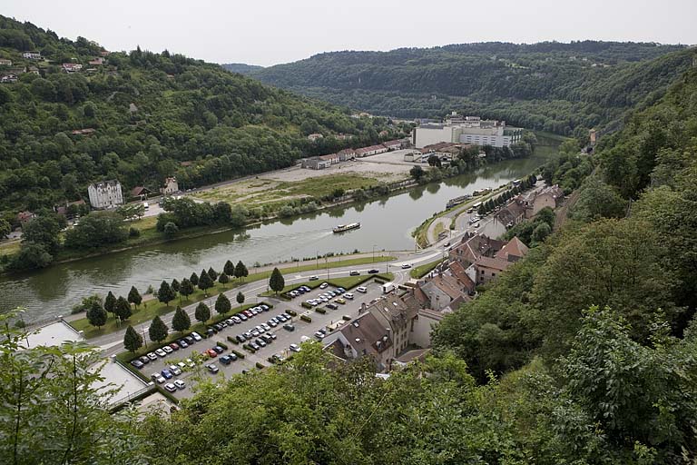 Vue d'ensemble plongeante sur la partie centrale et la partie sud.