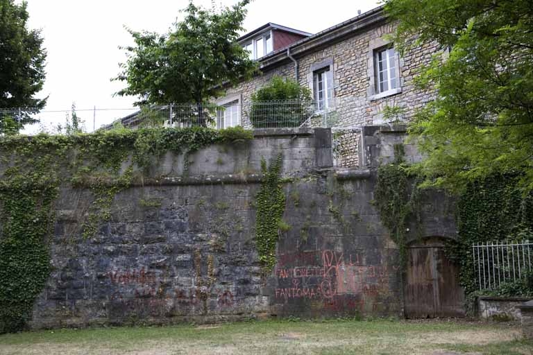 Face ouest du bastion.