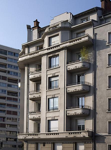 Façade située rue de la Mouillère.