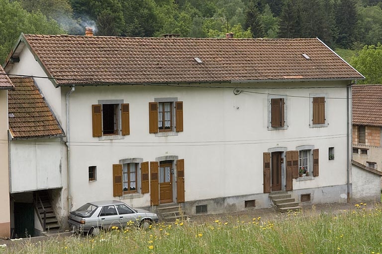 Logement ouvrier collectif (rue de l'Usine).