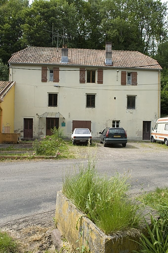 Façade antérieure de l'ancienne saboterie.