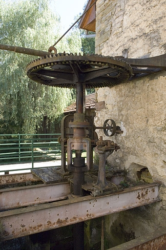 Turbine hydraulique. Partie supérieure de la transmission.