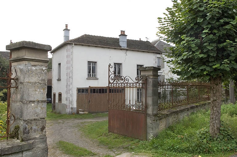 Vue depuis l'entrée.