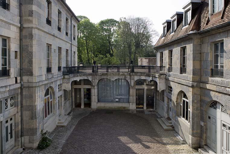 Hôtel Isabey, actuellement Chambre des Métiers du Doubs