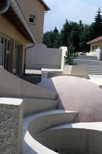 [Demi-sphère]. 1988.