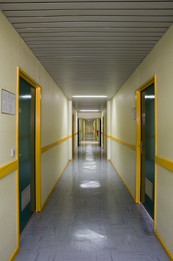 Site récent : couloir.